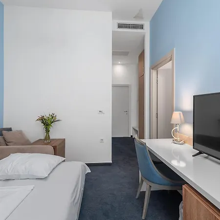 Boutique Mali Raj ホテル 4*