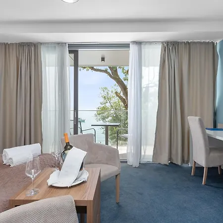 ホテル Boutique Mali Raj 4*